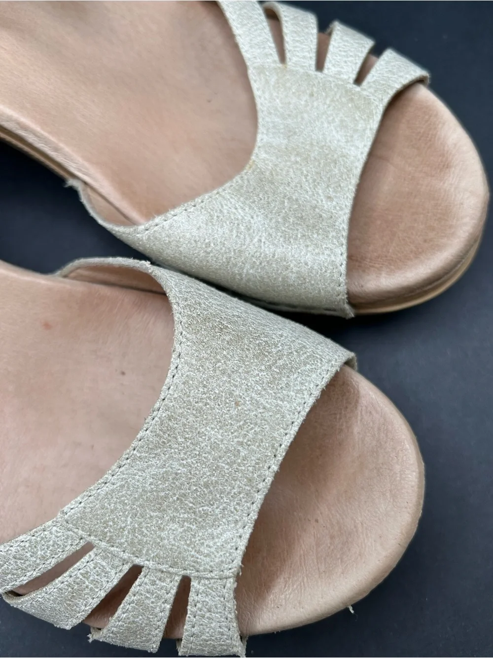 Dansko Marlowe Beige‎ Slingback Sandals Comfortable Low Heel Size 39